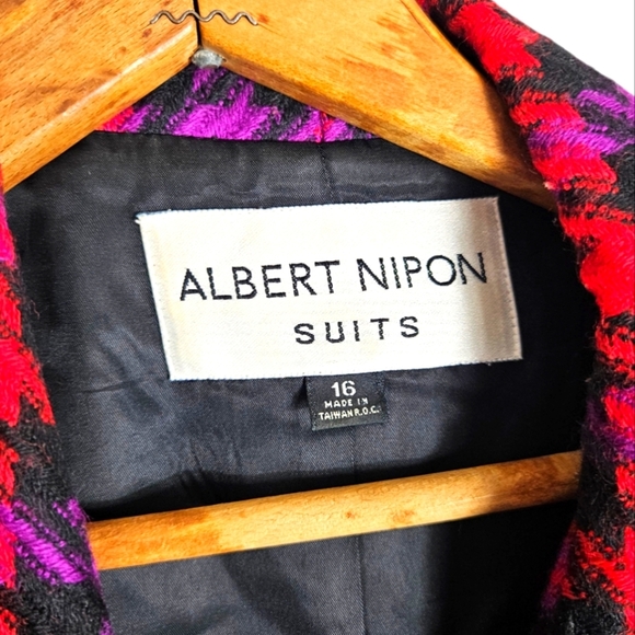 Albert Nipon Wool Houndstooth Plaid Blazer, size 16 - Picture 3 of 7